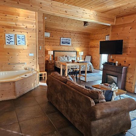 5 Min To Beaver Lake-King Bed-Fire Pit-Jetted Tub #3 Юрика Спрингс Экстерьер фото